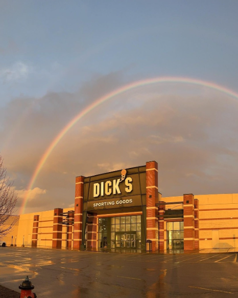 How to Strategize Your Shopping at Dick's Sporting Goods Hours